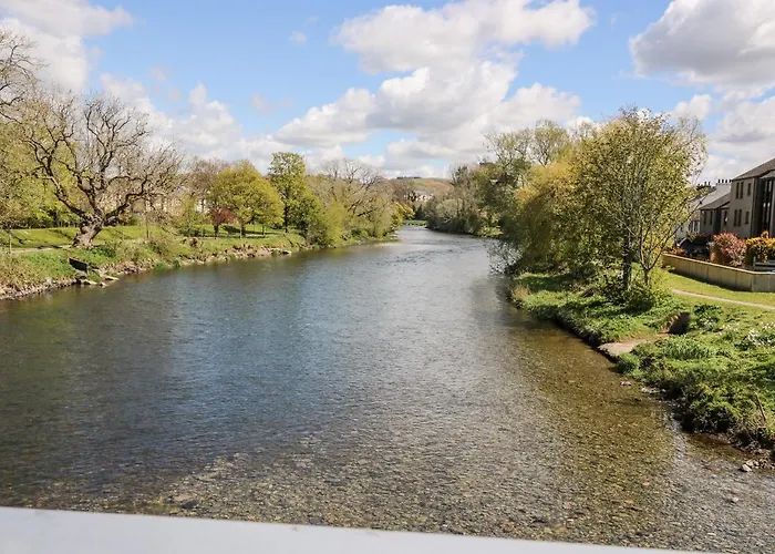 River View 2 Bridge Street