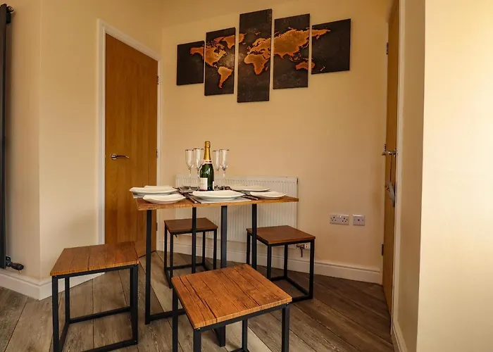 River View 2 Bridge Street Hotel